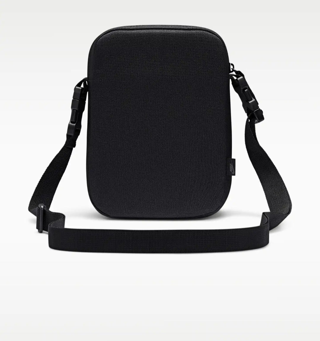 Nike Heritage

Cross-Body Bag (4L)