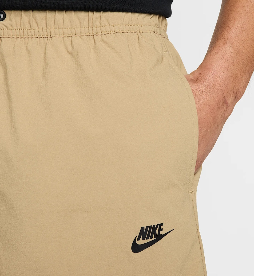 Nike Tech

Men's Woven Shorts